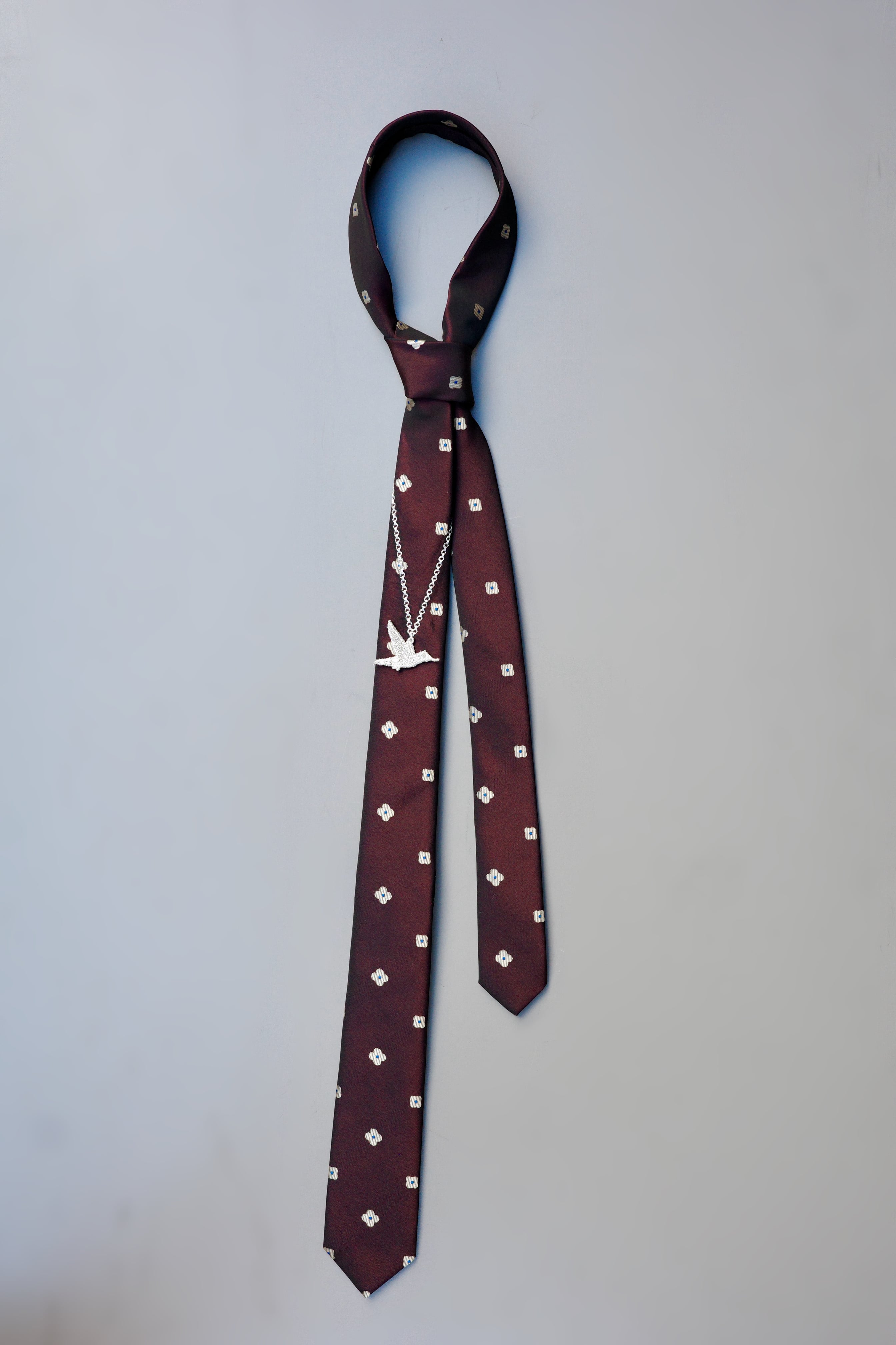 DAIRIKU 【“Hunting Bird” Embroidary Flower Tie -Bordeaux-】