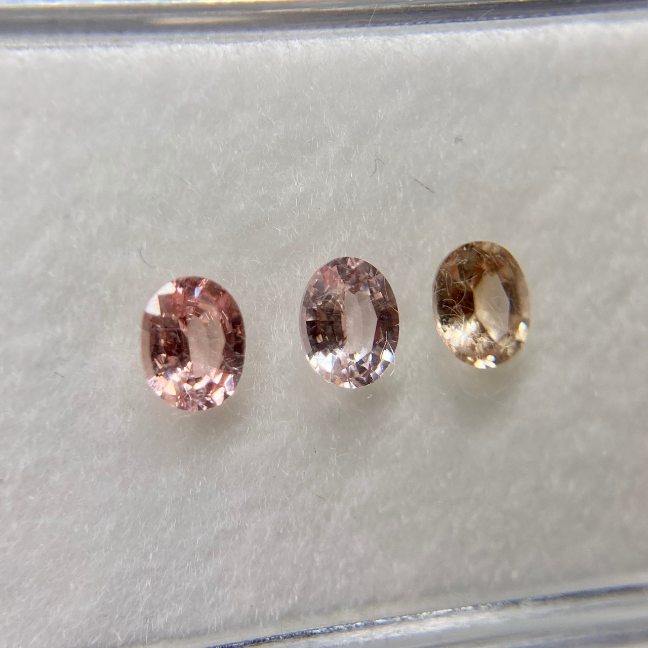 オーバル サファイア ピンク系 3点セット 約4.4mm*3.5mm  No.3-2