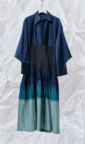 特別企画記念 ¥95,700→¥44,000 グラデーションジャガードシャツドレス ネイビー