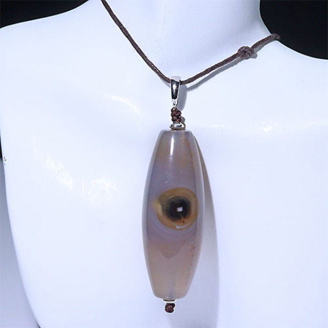 〔J357〕【レア】天然一眼天珠 sv925 天珠 瑪瑙守り 開運 約48x16mm