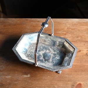 Basket / バスケット〈 プレート・トレー・カフェ・店舗什器・アンティーク・ヴィンテージ 〉113650