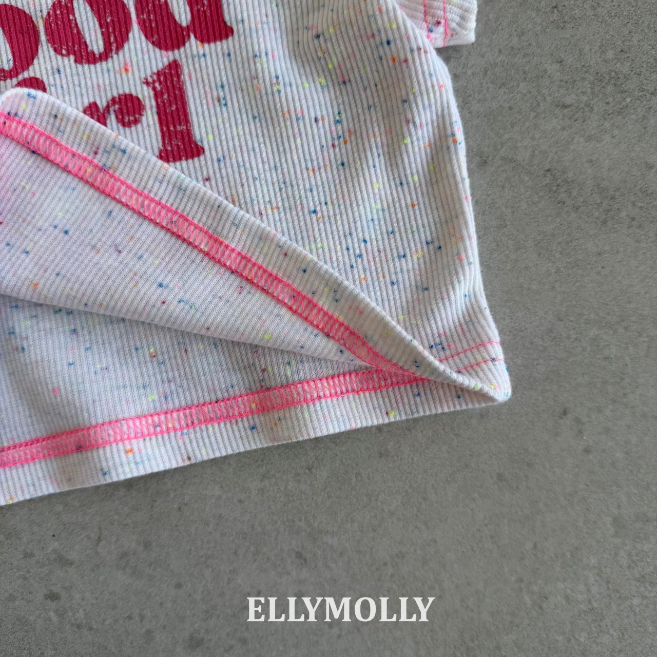 [ELLYMOLLY] Rainbow Crop Tee +fee2 / [엘리몰리] 레인보우크롭티