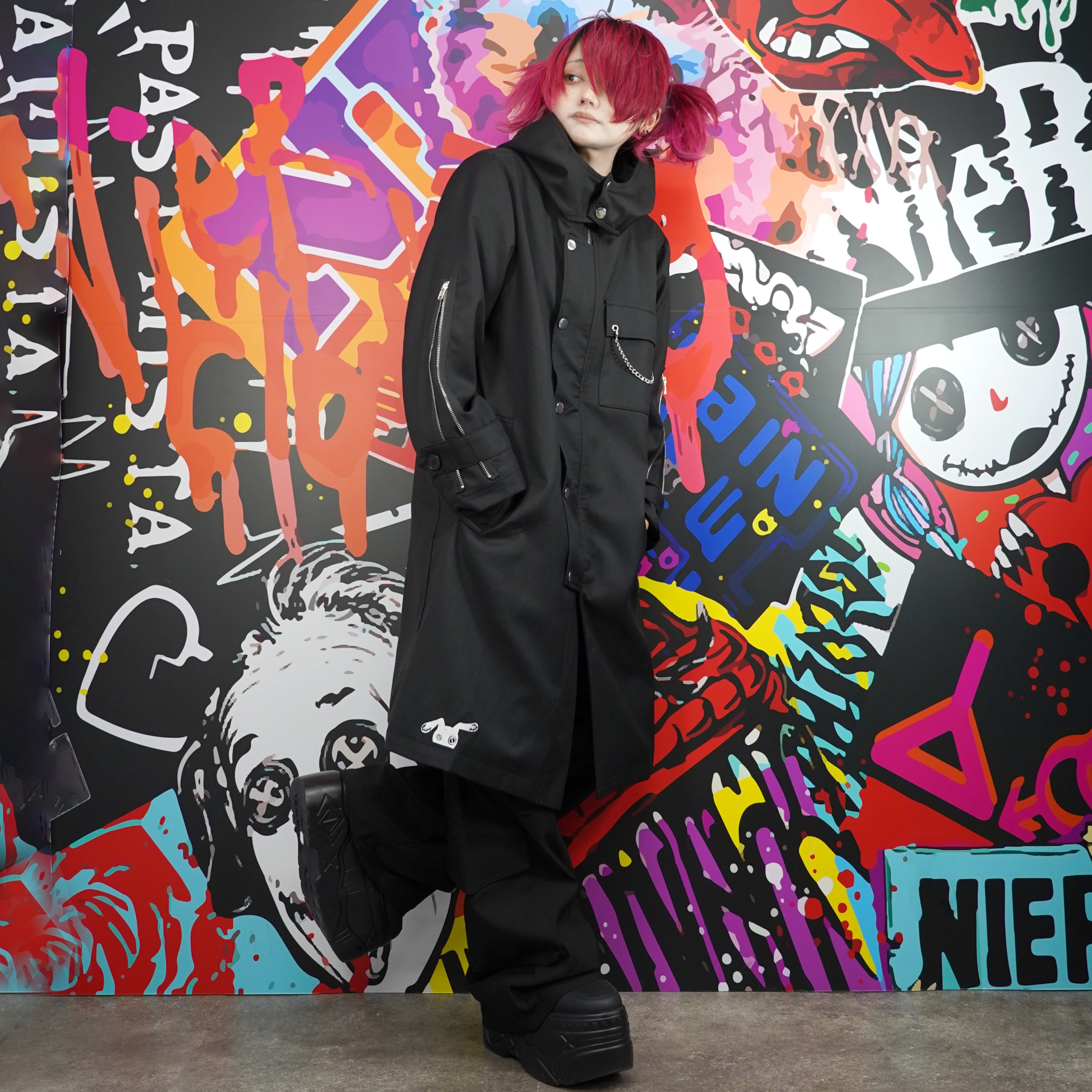 フード付きBLACK HIGHNECK SPRING LONG COAT【ひょっこり刺繍入り