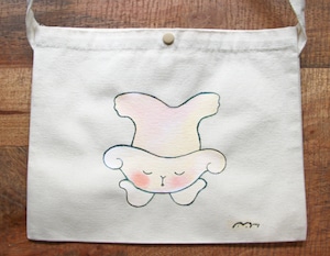 [おやすみつぼみちゃん]サコッシュ　ボタン付き