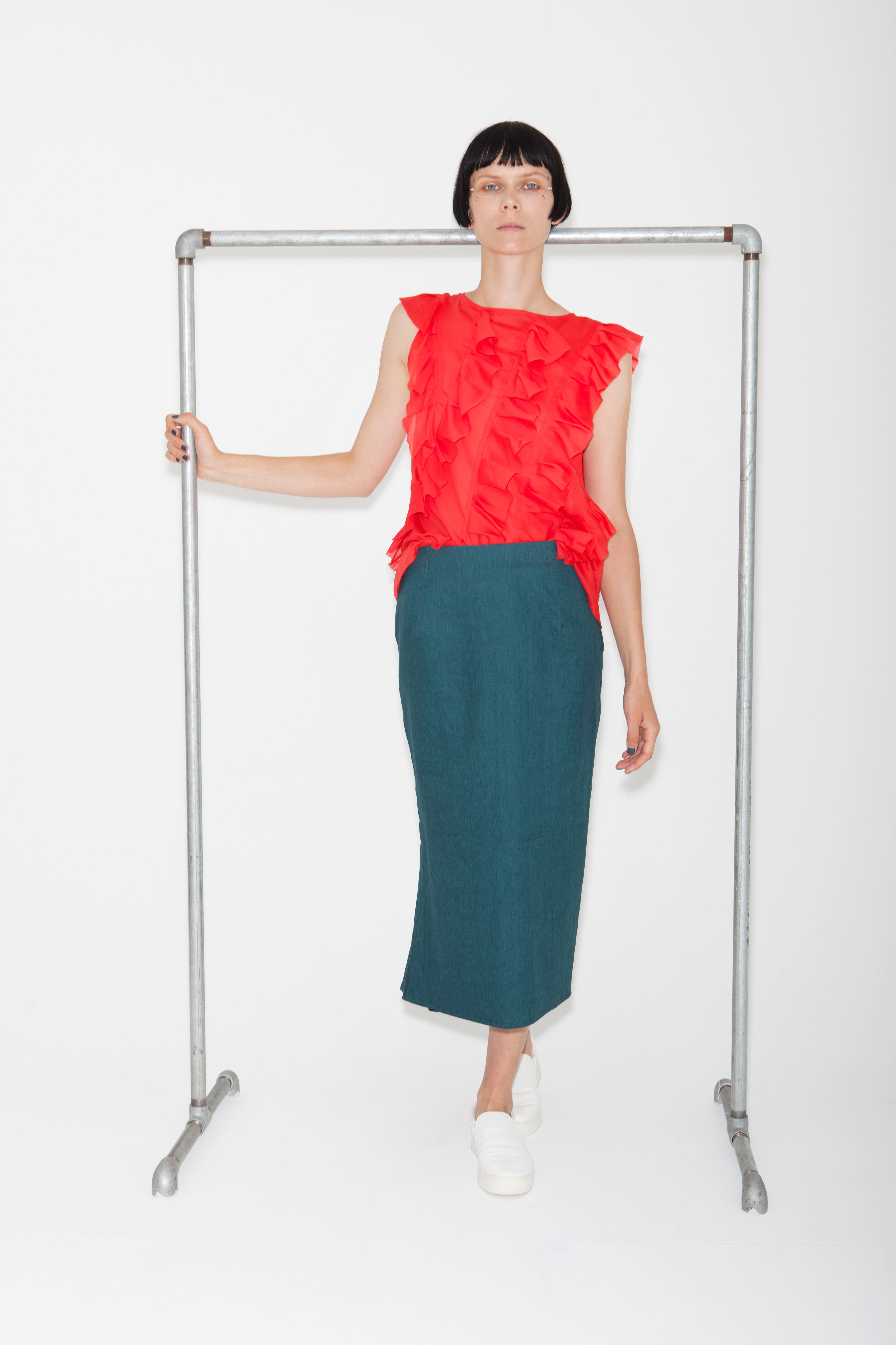 フリルディティールノースリーブブラウス 265H-B56251