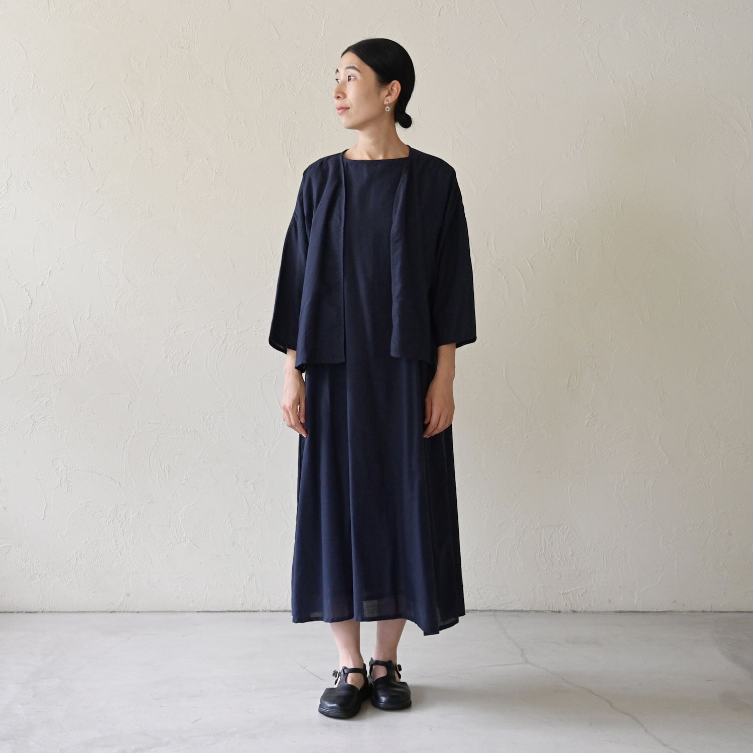 【sisam】サラリボートネックノースリワンピース｜コットン