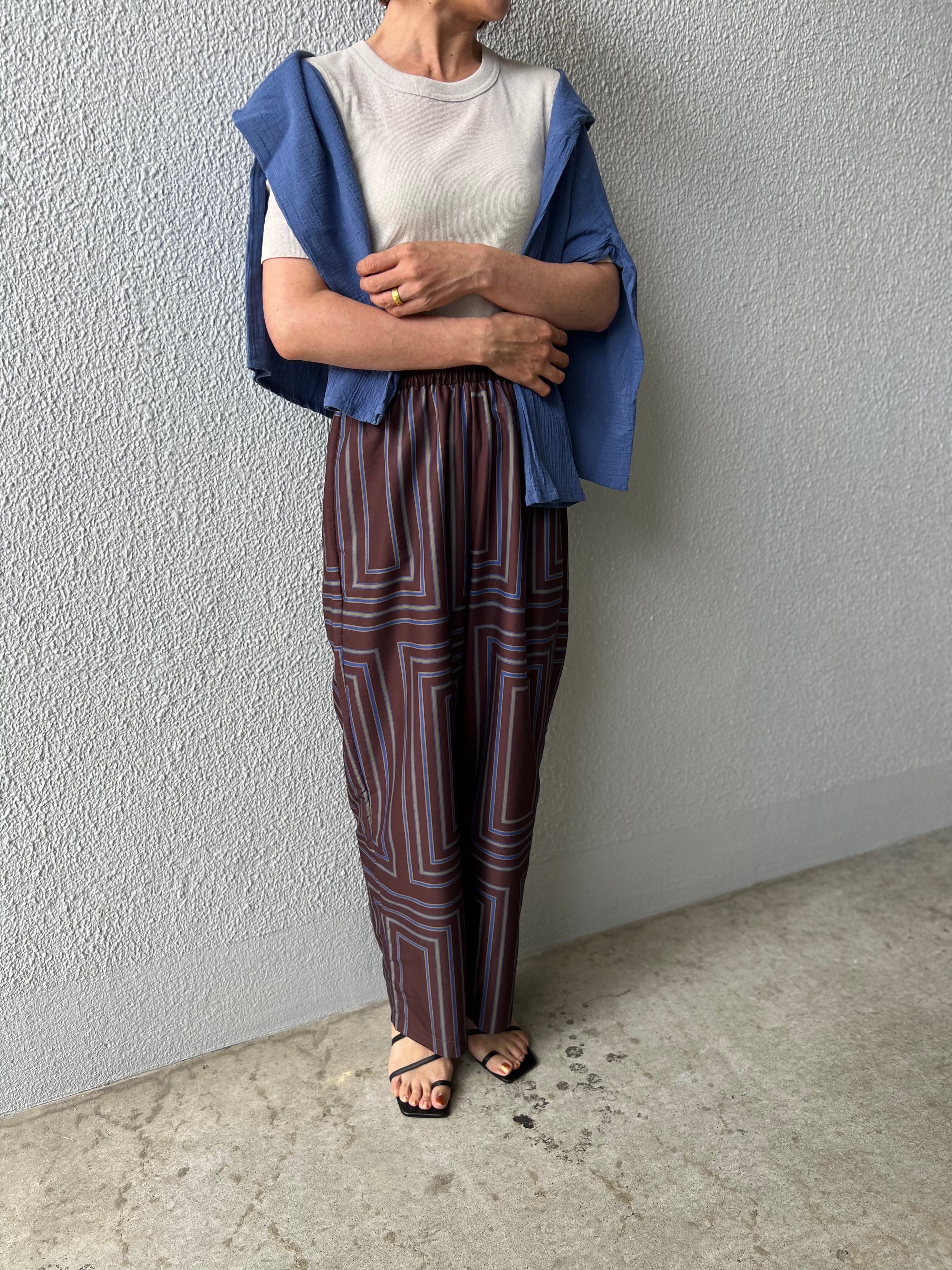 【CHIGNON】3454-026MK オリジナルスクエアパネル柄パンツ