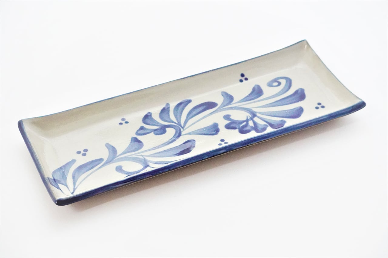 サンマ皿 コバルト唐草