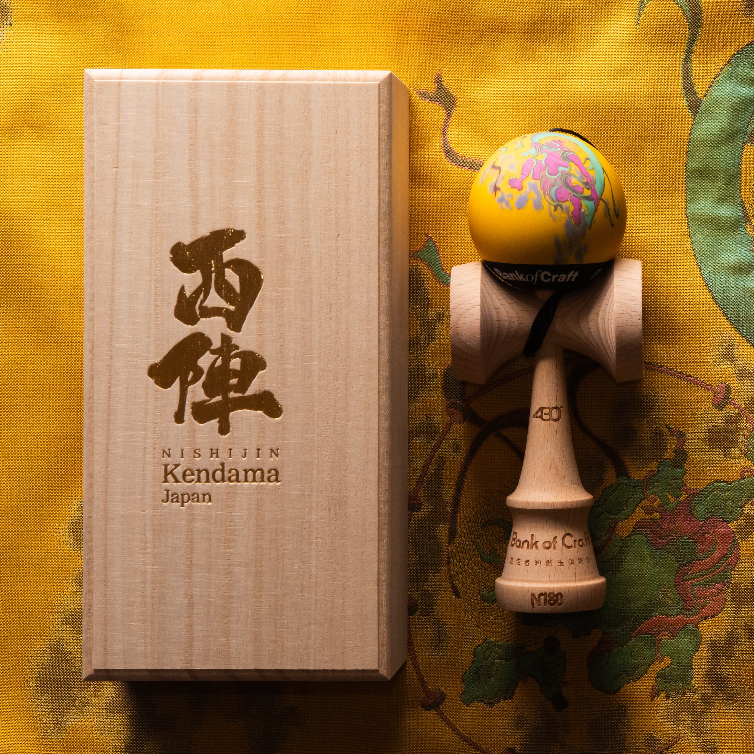 Bank of Craft×西陣織×430】 伝統工芸デザインけん玉 - 風神雷神