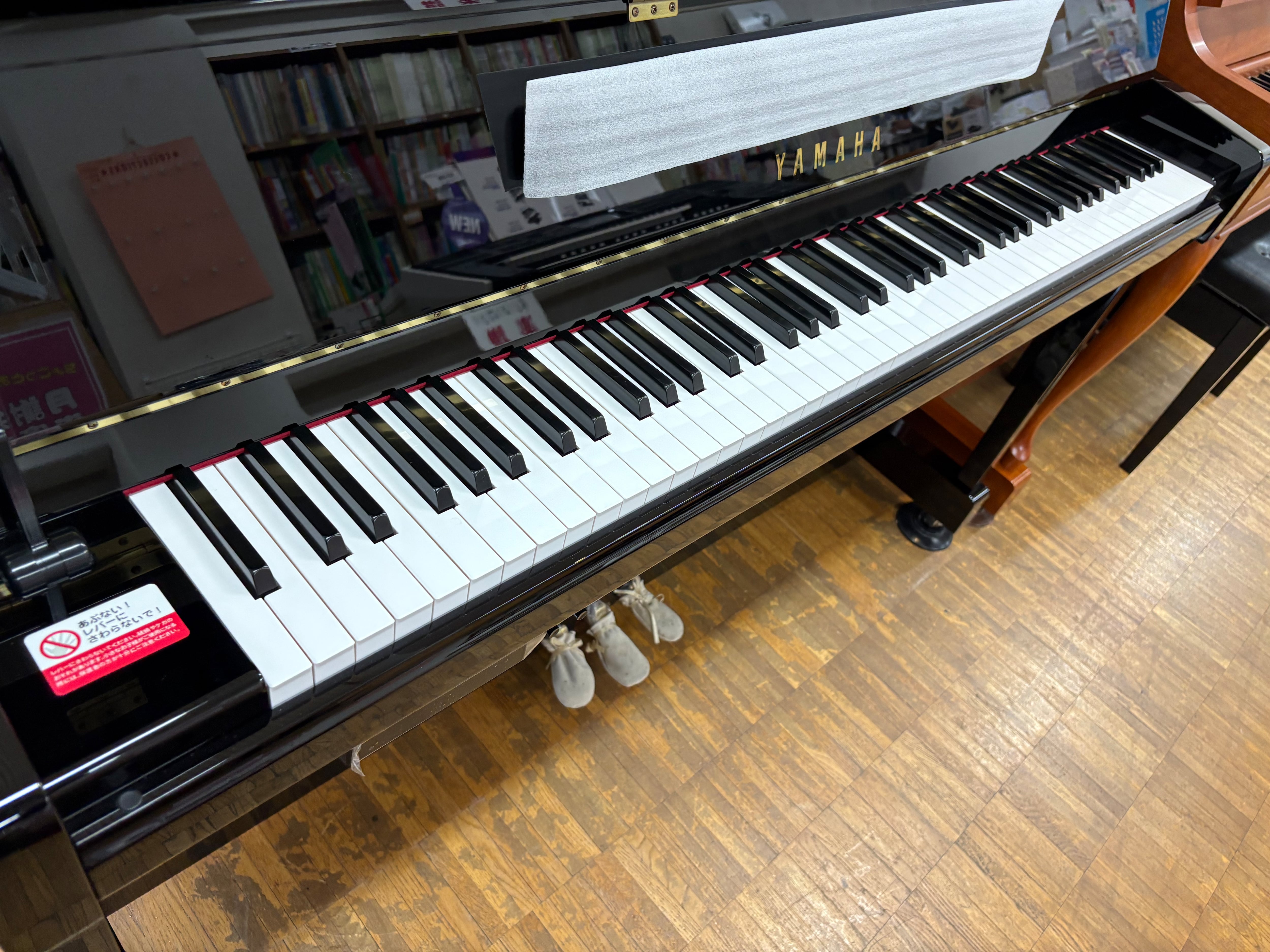 【値下げしました！】【展示処分品】ヤマハアップライトピアノ b113TC3