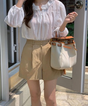 《即納商品》cranberry short pants (cream / beige / black)