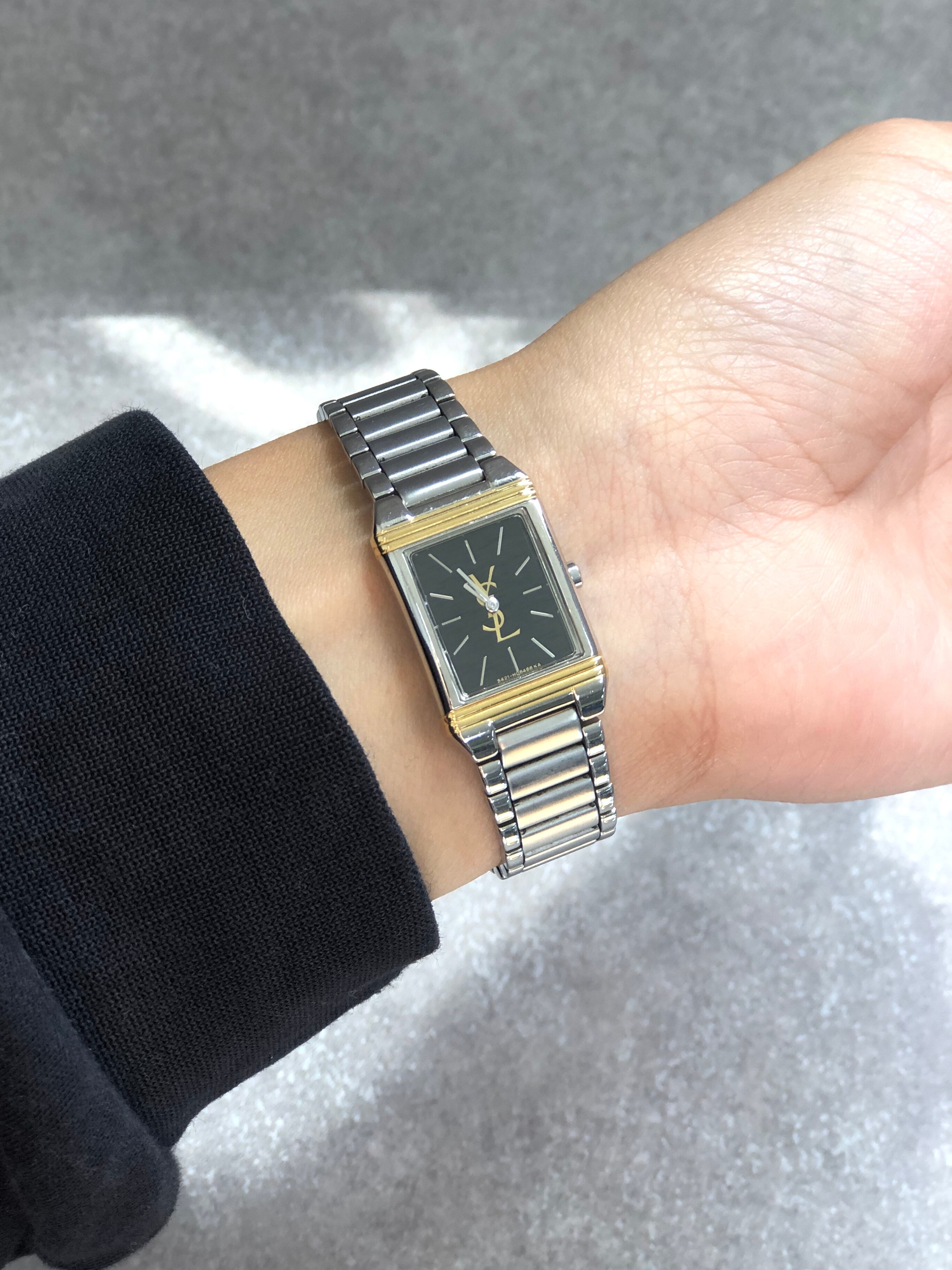 Yves Saint Laurent | VintageShop solo