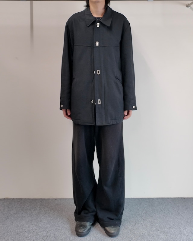 【Salvatore Ferragamo】middle length turn lock coat