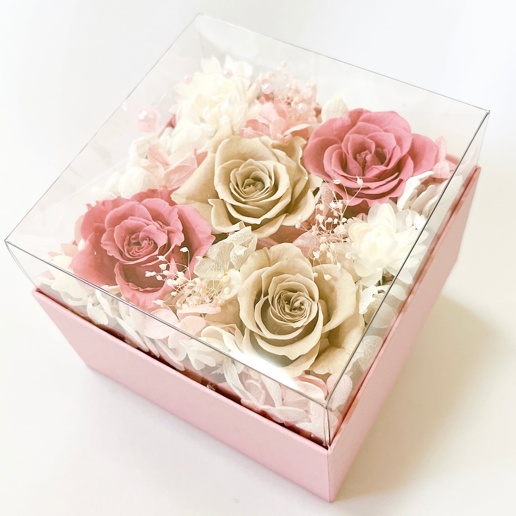 カバー付きボックスフラワー ピンク ヘーゼルナッツ ホワイト