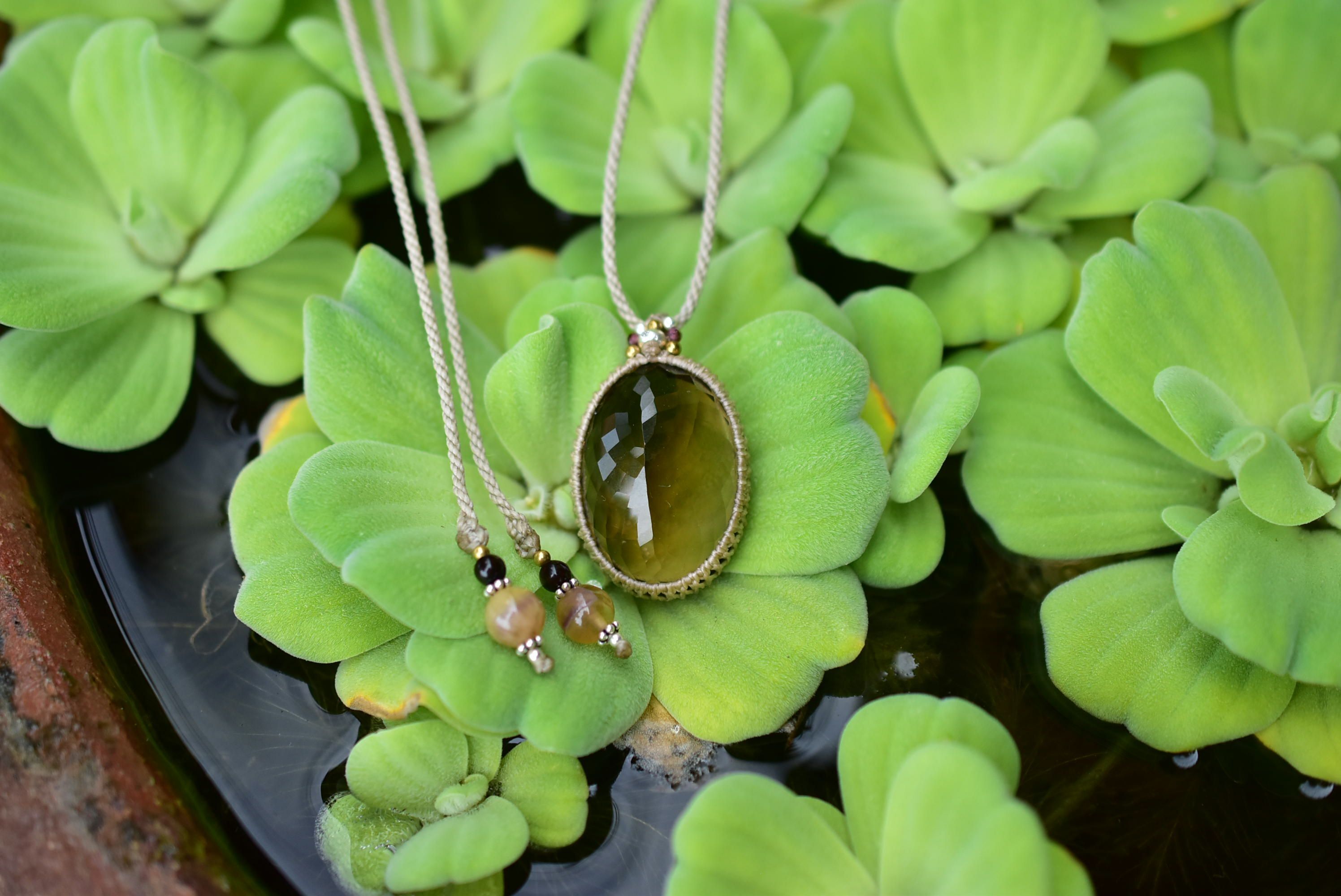 宝石ファセットカット☆スモーキークォーツ マクラメペンダント110