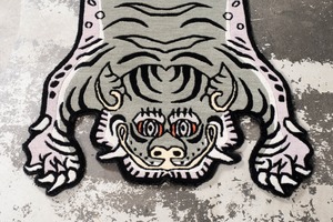 Tibetan Tiger Rug 《Sサイズ•ウール・オリジナル2・アラジングリーン215》チベタンタイガーラグ