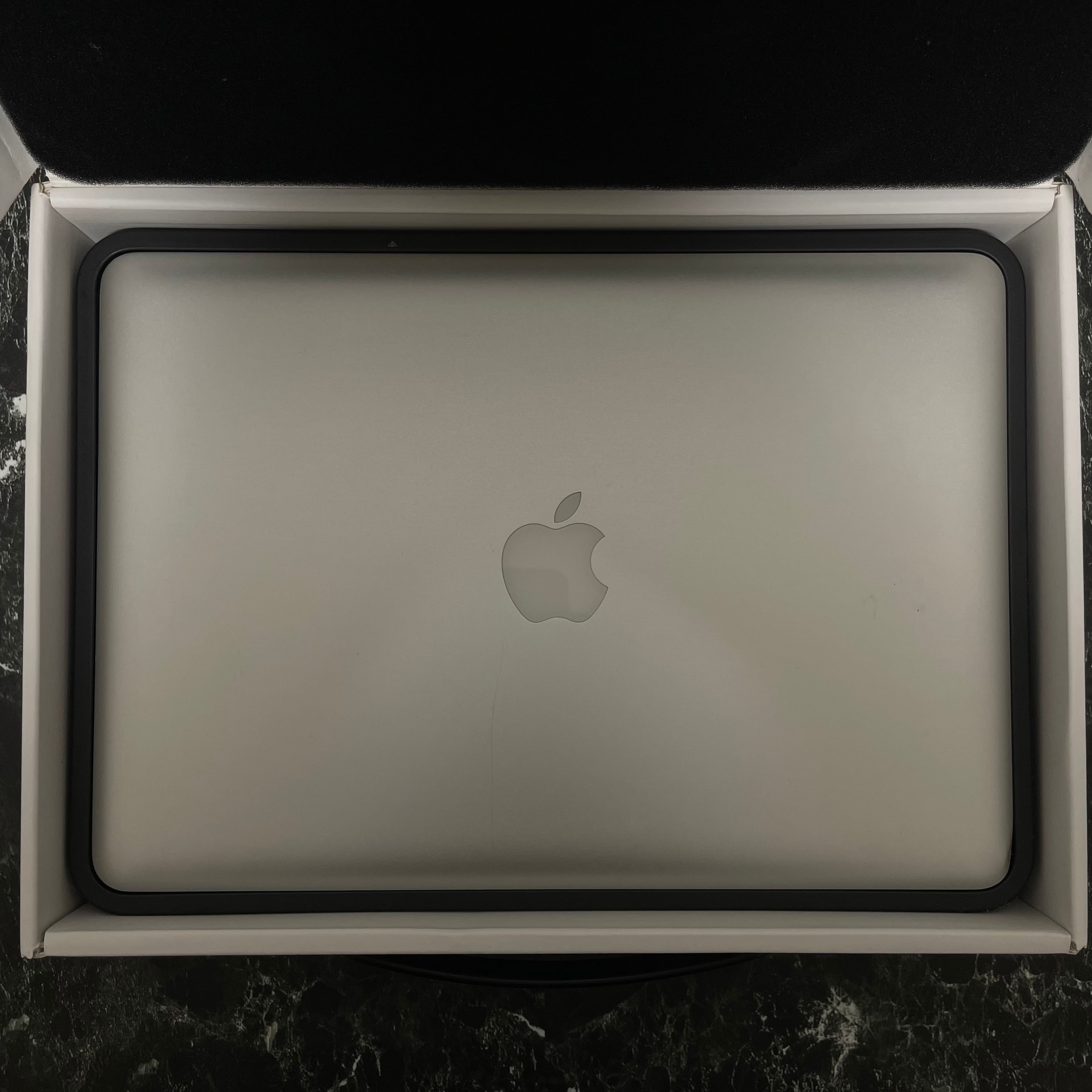 MacBook Pro 13｜Core i7｜メモリ8GB｜新品SSD240｜Mac&Win｜最新 ...