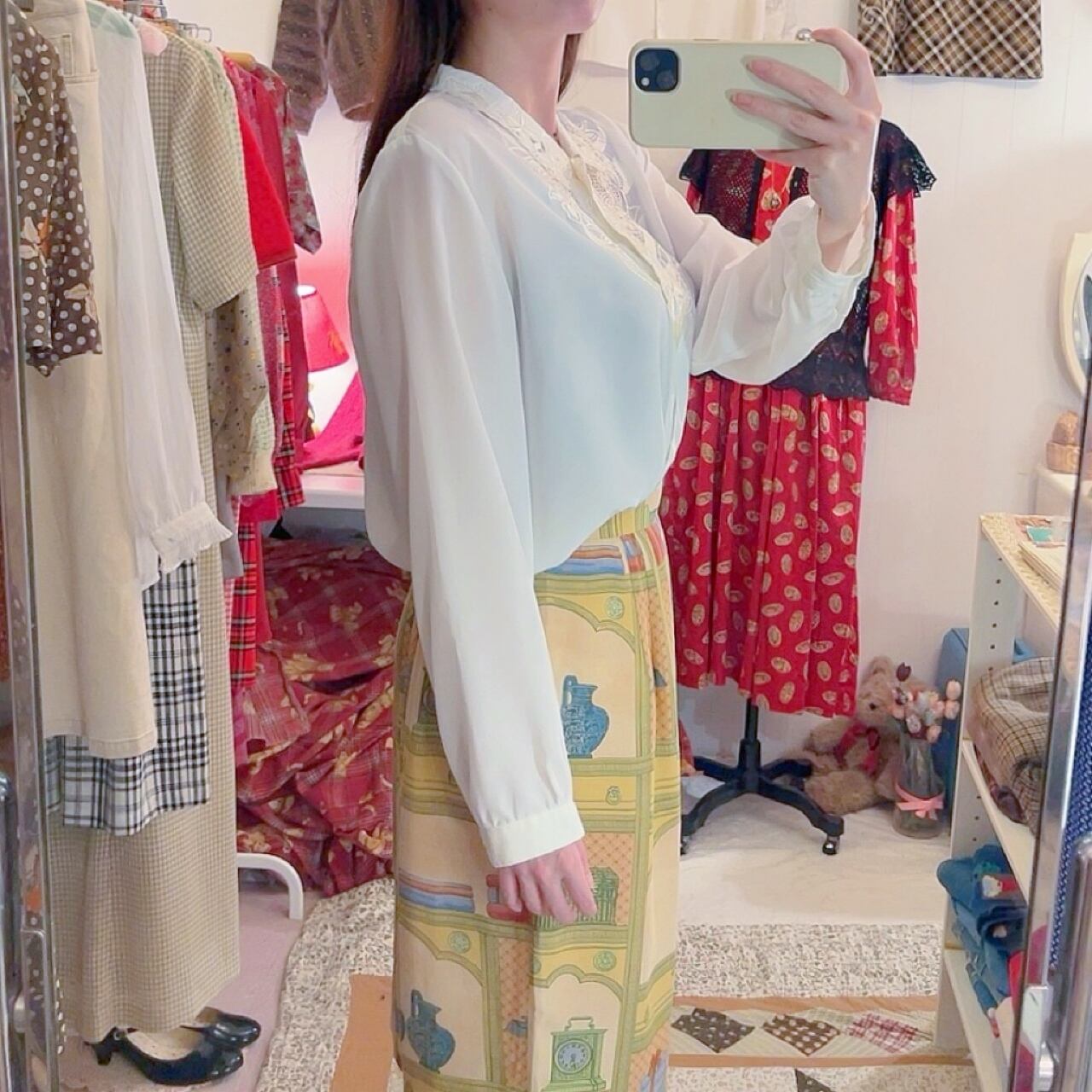 flower embroidery white blouse