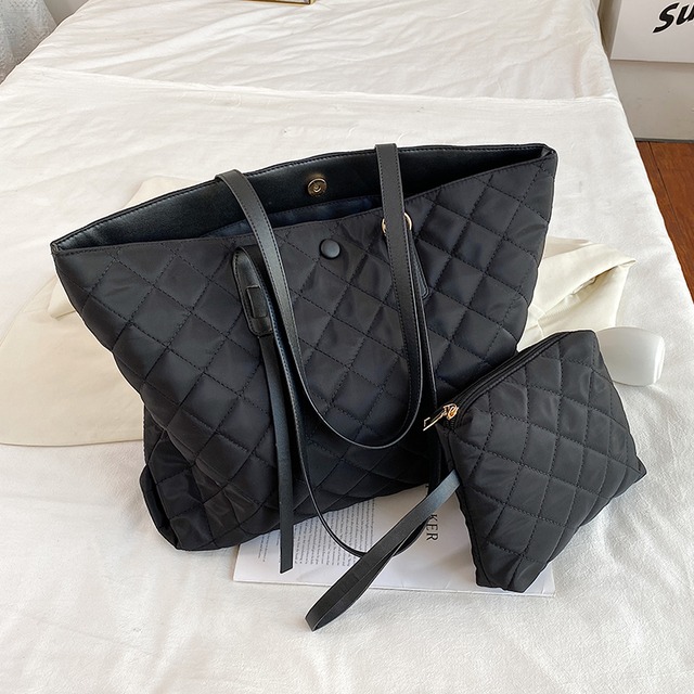 刺繍オータムウィンターショルダーバッグレッド 秋物 冬物 トートバッグ 手作りハンドバック33130025157