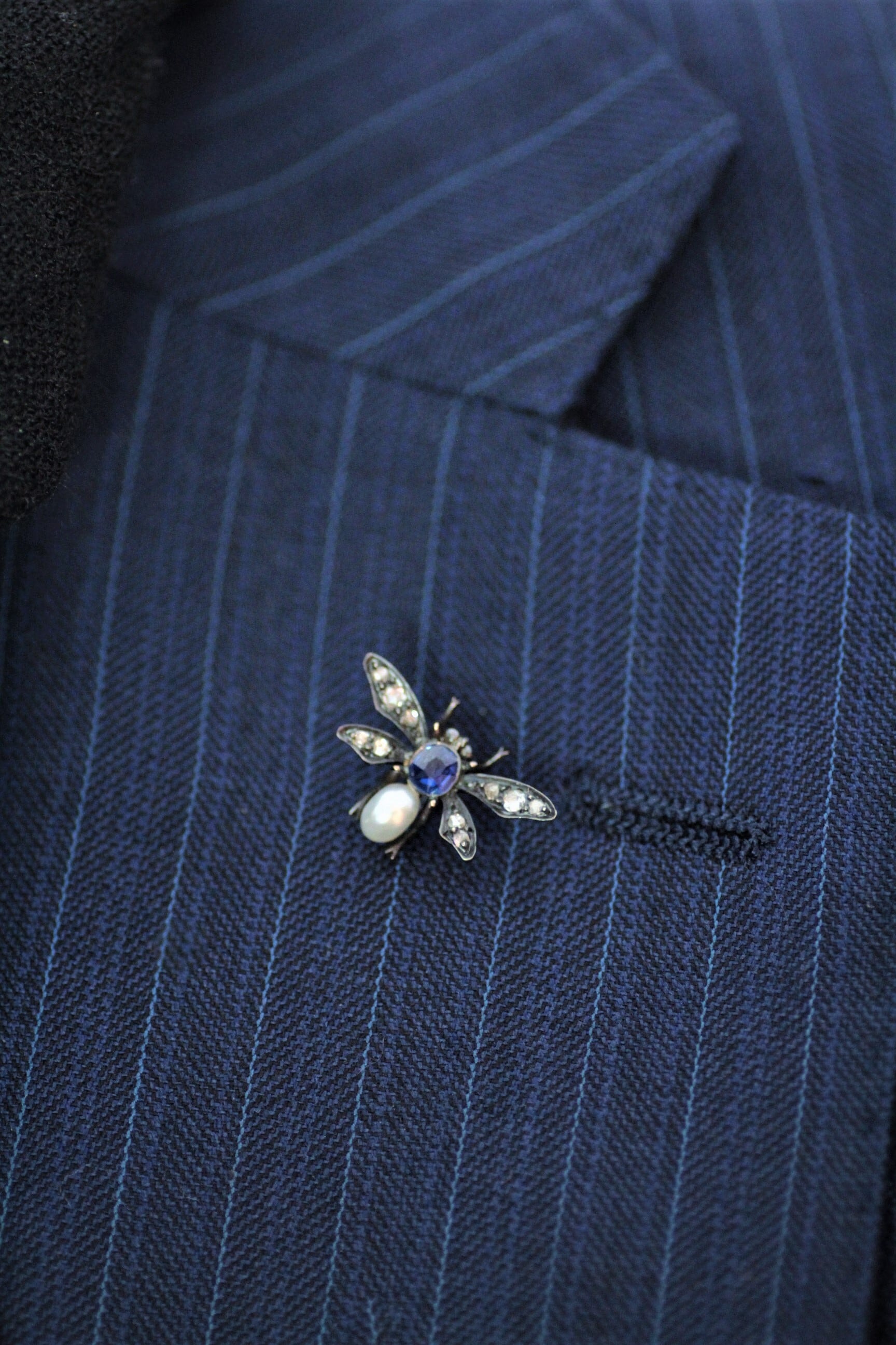 Sapphire,Pearl & Diamond Bee Pin Brooch サファイヤ、パール