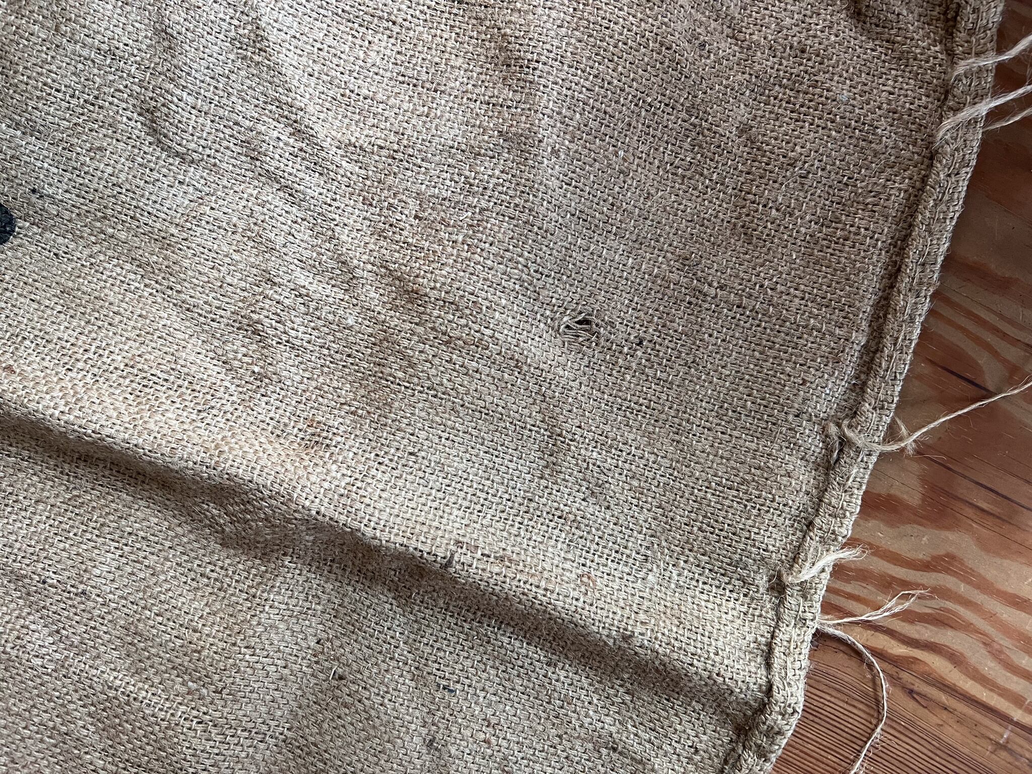 コーヒー豆の大きな古い麻袋(A) ヴィンテージ