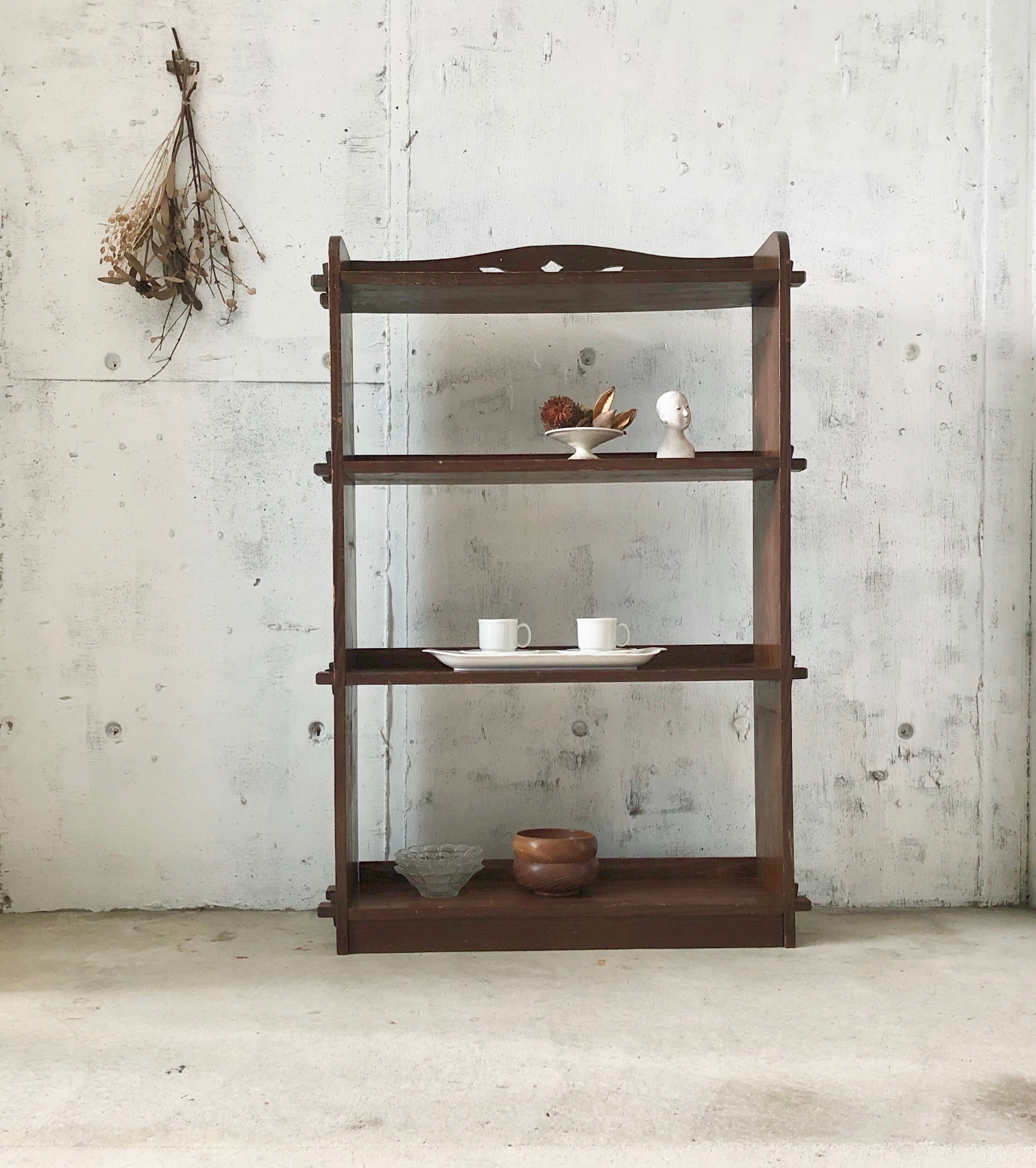 すっきりとした姿の楔棚［古家具］ | giraffes craft