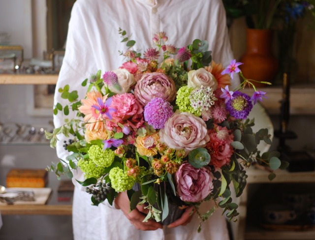 [予約商品 ]Special brilliant flower arrangement (母の日の特別な贈り物)