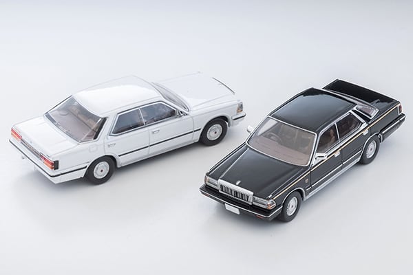 トミカリミテッドヴィンテージ LV-N168c 日産 セドリック HT V30ターボ