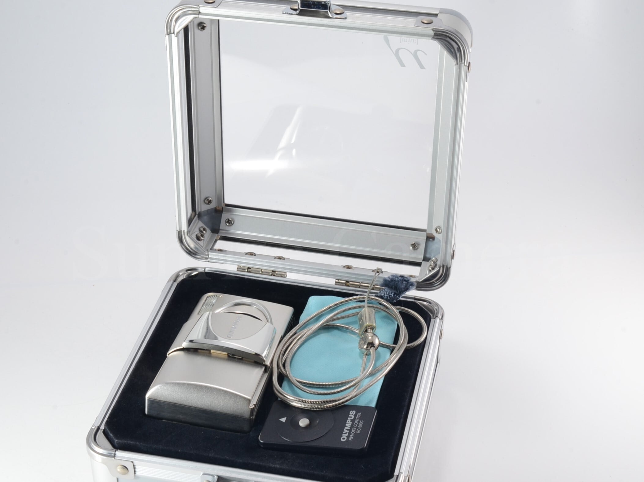 OLYMPUS μ [mju:] METAL ALL-WEATHER / 38-105mm オリンパス フィルム