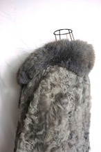 Volume shawl fur coat