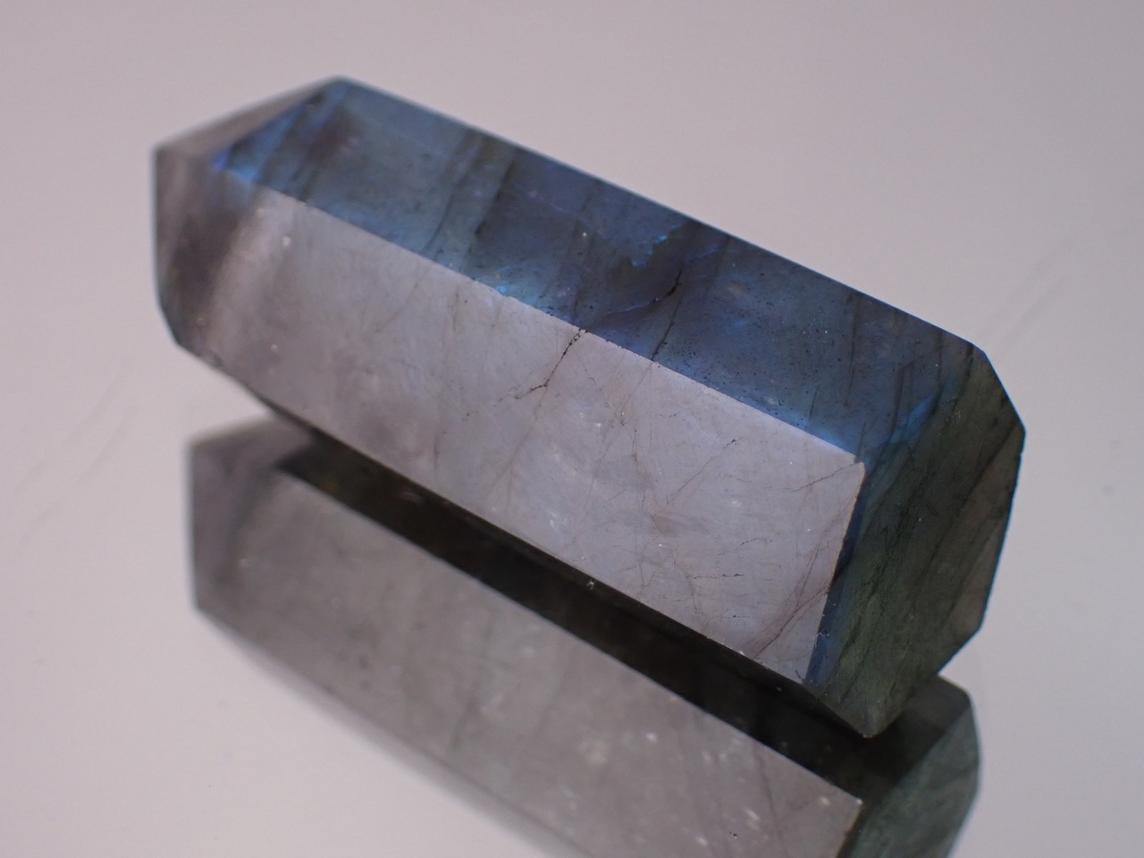 ラブラドライト　オベリスク/シングルポイント　19.1g　[D2-59]