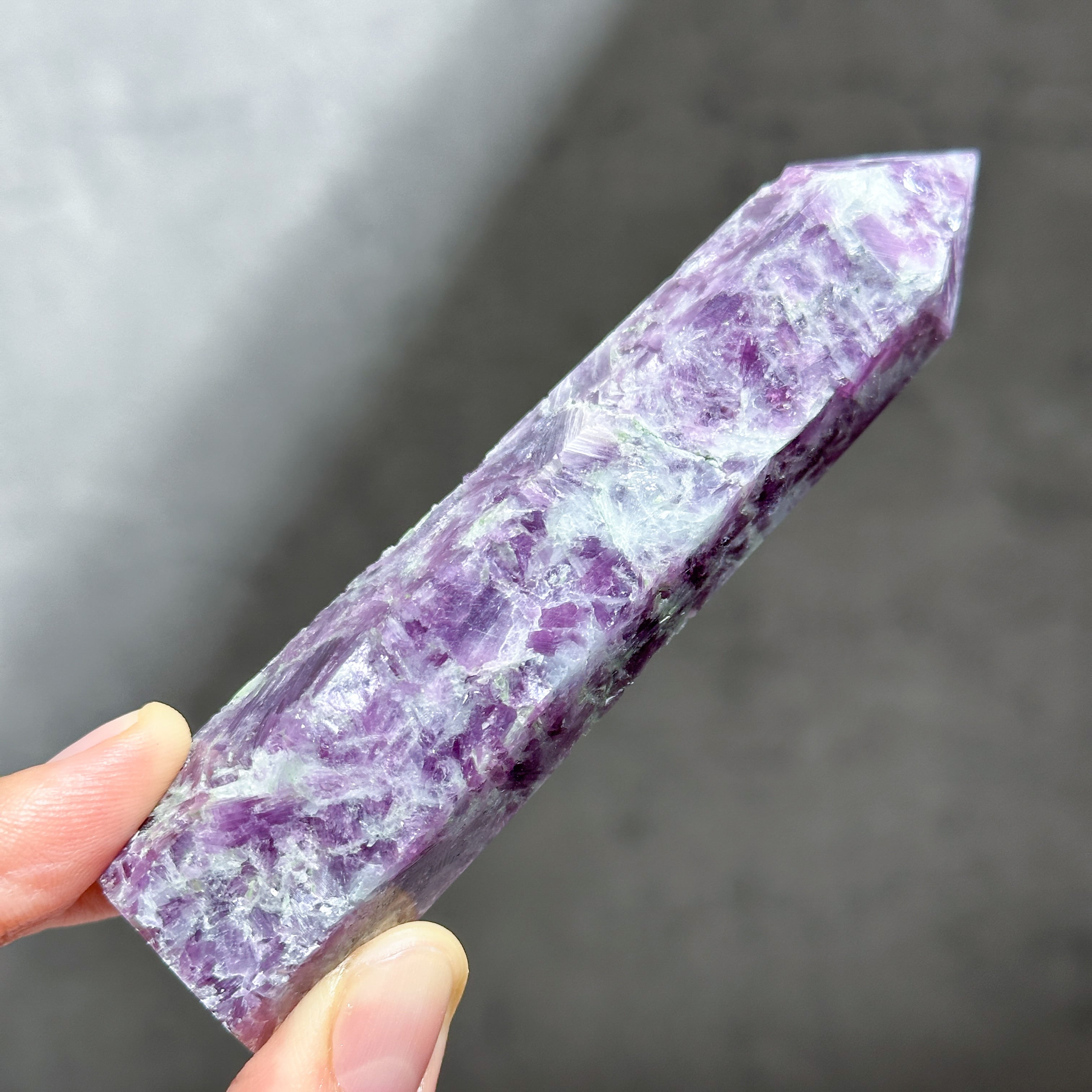 レピドライト タワー型74◇Lepidolite◇天然石・鉱物・パワーストーン