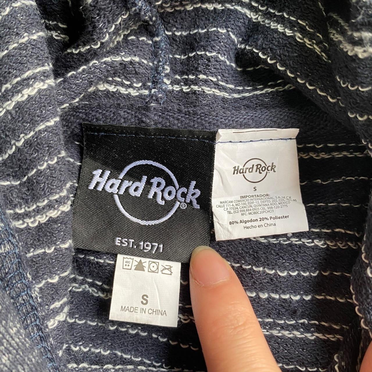 未使用品 Hard Rock CAFE ハードロックカフェ ロゴ プルオーバー 