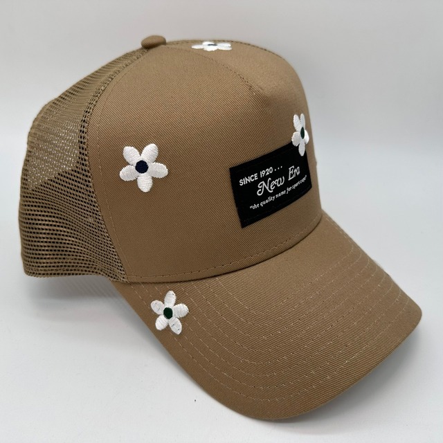 NEW ERA 9FORTY/940 A-Frame トラッカー Flower Embroidery ウーブンパッチ カーキ