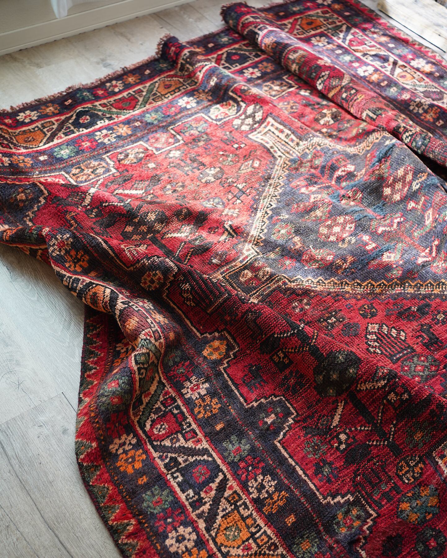 013】Vintage Persian Shiraz rug 1960's | ヴィンテージラグ専門店