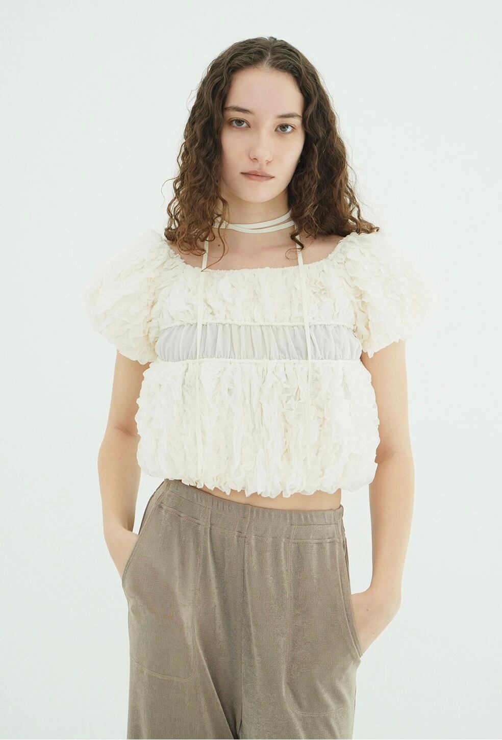 トップス CLANE W FACE TOPSTITCHED FRILL TOPS CLANE W FACE TOPSTITCHED FRILL TOPS -IVORY- | Chapel
