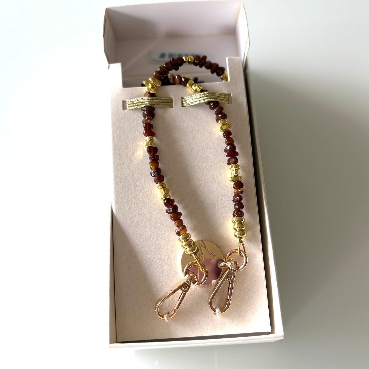 【Liviya Marron リビヤ・マロン 】120cm ラコックフランセーズ  フランス製 ハンドメイド スマホストラップ ネックレス パール スマホショルダー マルチカラー 金 La Coque Francaise