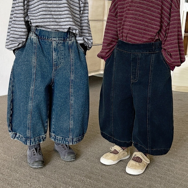 センターステッチデニムワイドパンツ（2色展開）JIAY｜ボトムス カーブパンツ｜小学生 ジュニア対応｜通学 普段着｜韓国子供服｜男の子 女の子｜80-140cm｜2026秋服 ［取寄］