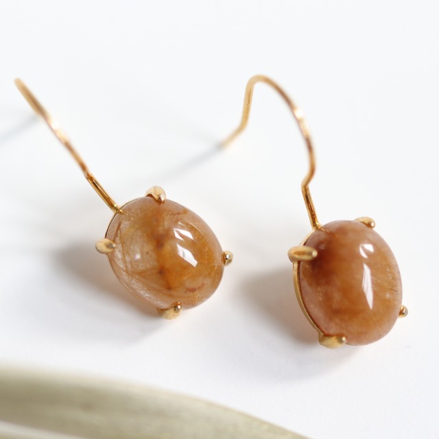 一点もの｜光が満ちる ルチルクォーツ ゴールド ピアス フックピアス 天然石 上品 シンプル 大人 デイリー｜Silver925 × 18KGP