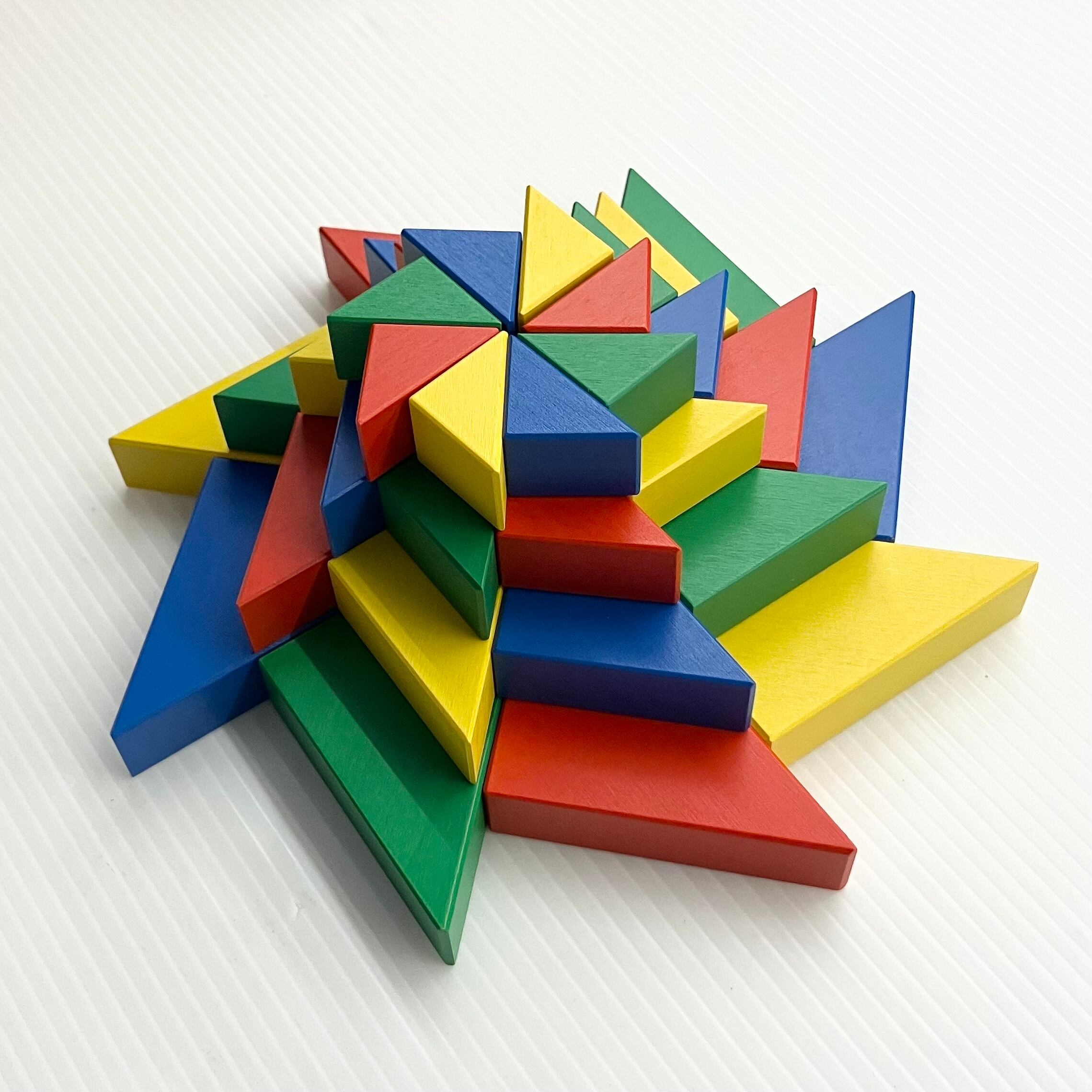 SINAジーナ社 / 4×モア | wg-anne