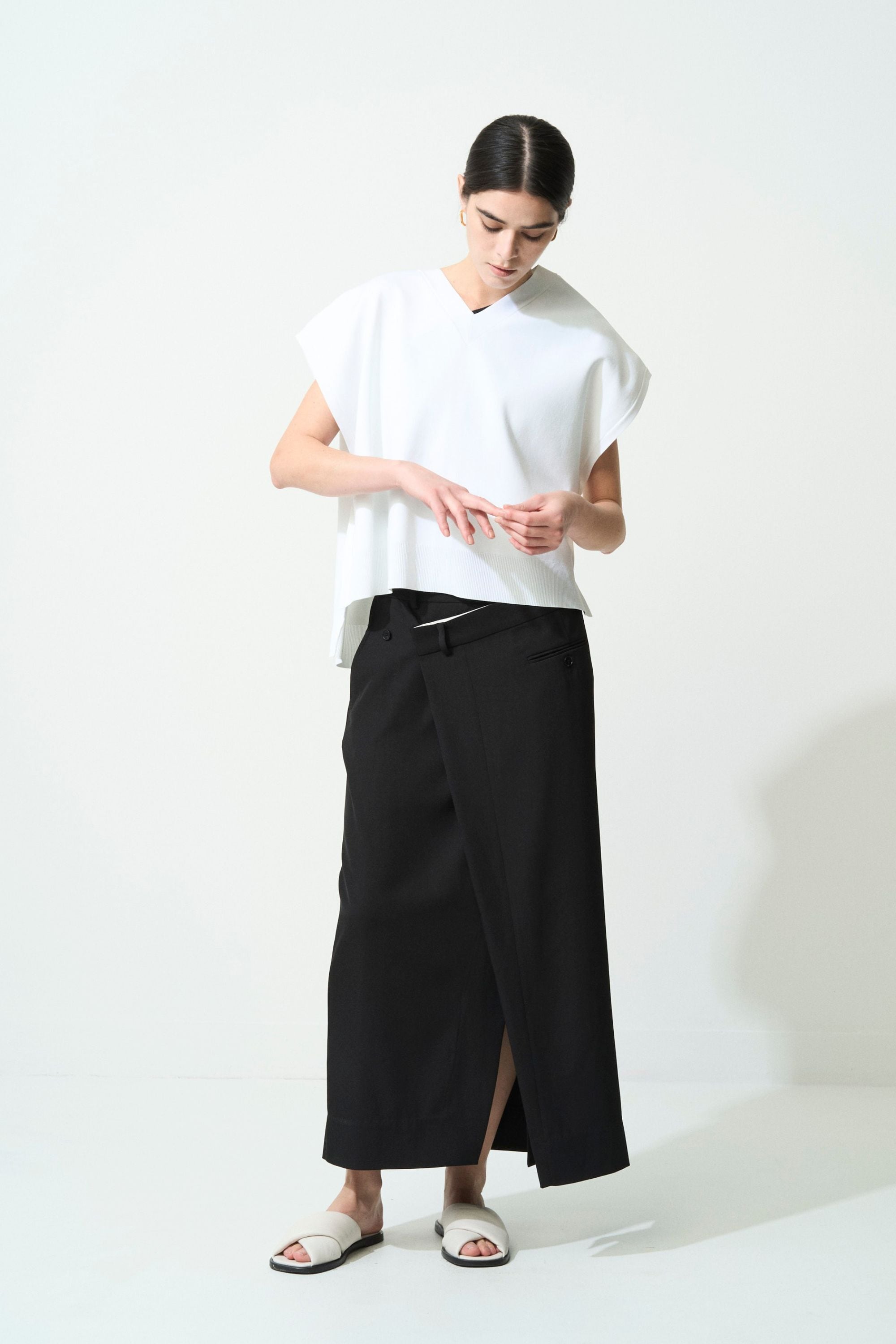2way Spring Knit Poncho - WHITE | seven dot - ライフスタイルECサイト -
