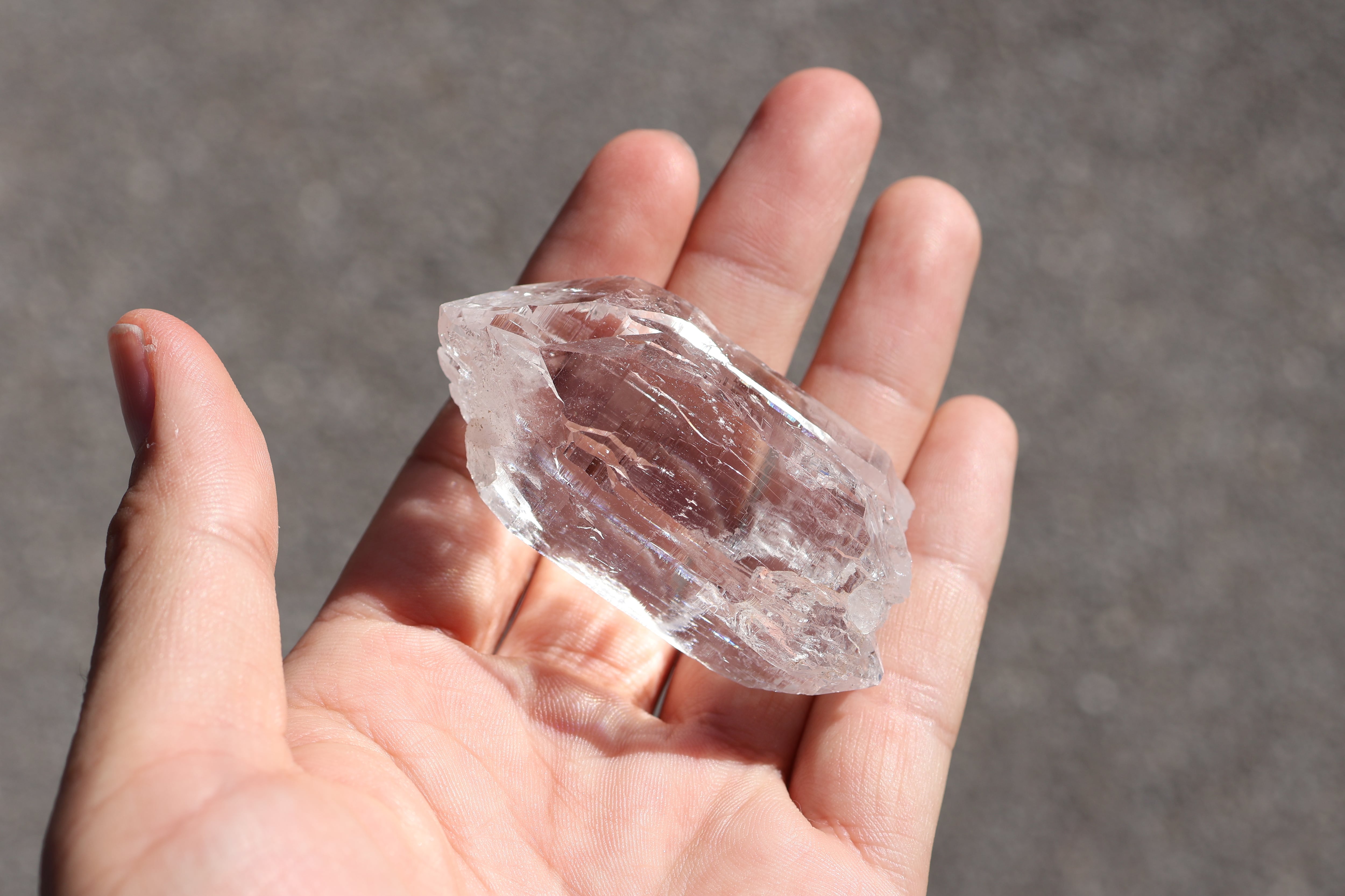 ヒマラヤガネーシュヒマル産水晶 判る人に 23センチ ヒマラヤ水晶 ガネーシュヒマール産 | 石垣島の夜光貝アクセサリーと