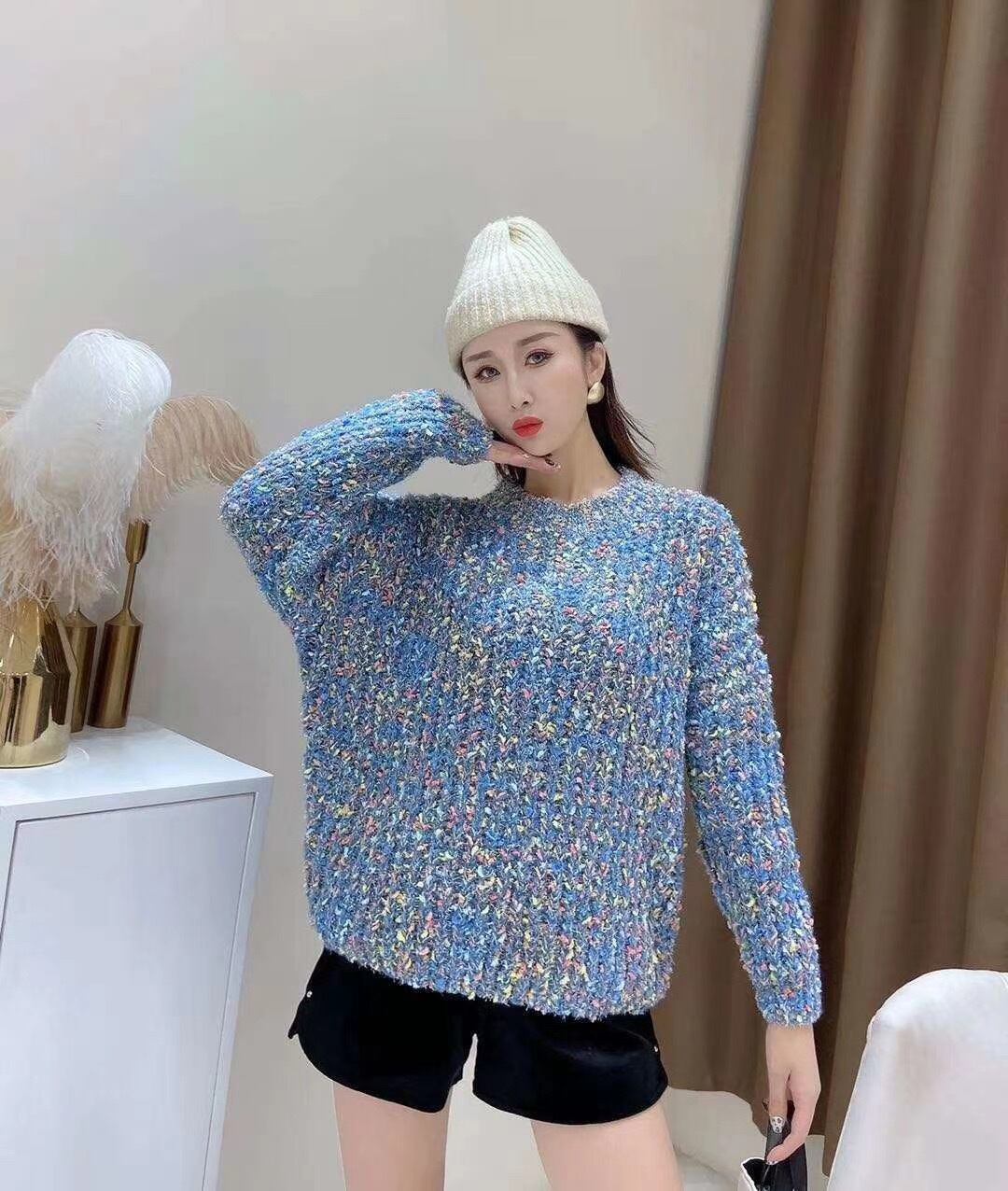 ラウンドネックニット