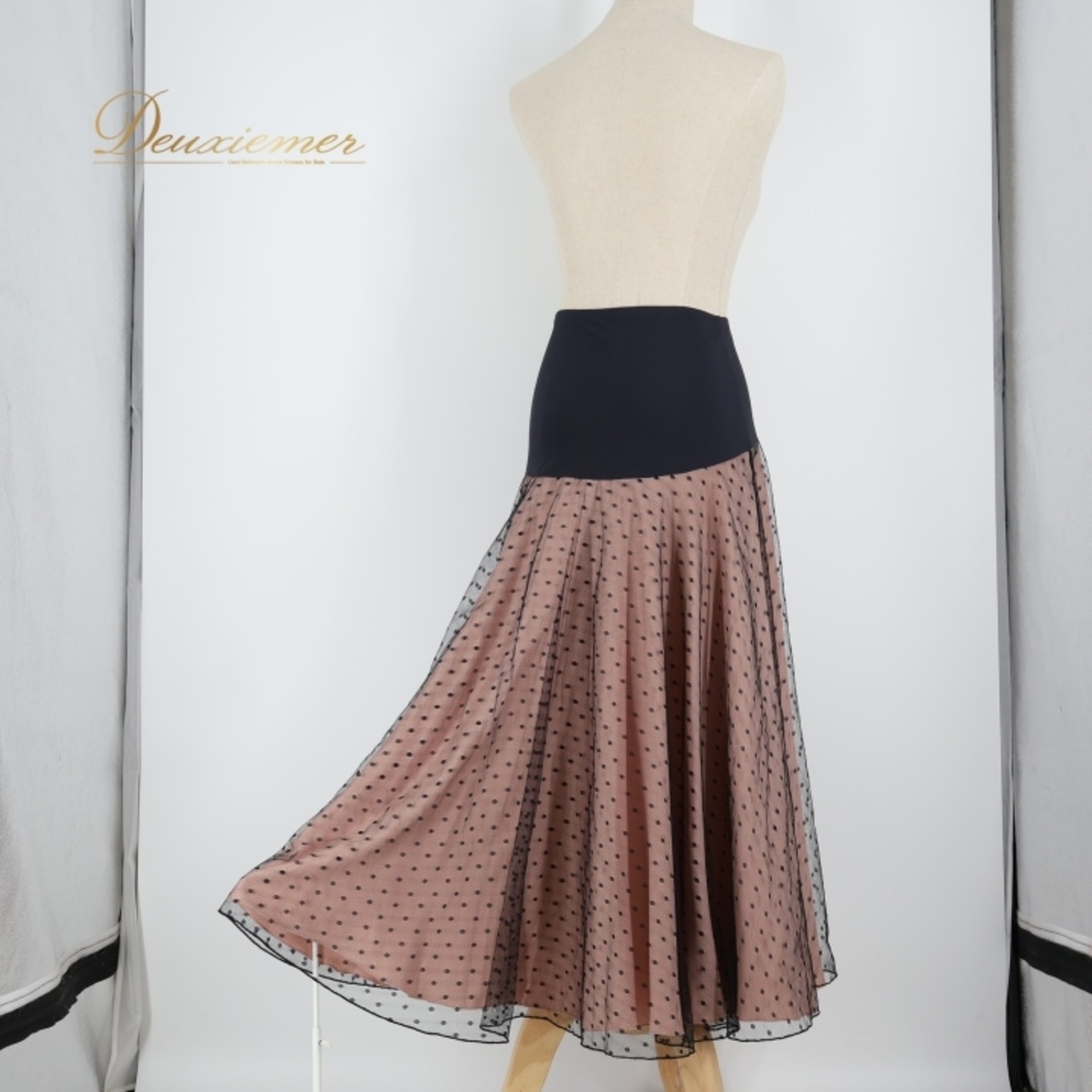 社交ダンス 衣装 スカート ピンク系 チャコット Chacott 水玉 ドット柄 黒 レッスン 練習 日本製 かわいい ストレッチ 伸縮 ダンス衣装 華やか チュール ブラック系