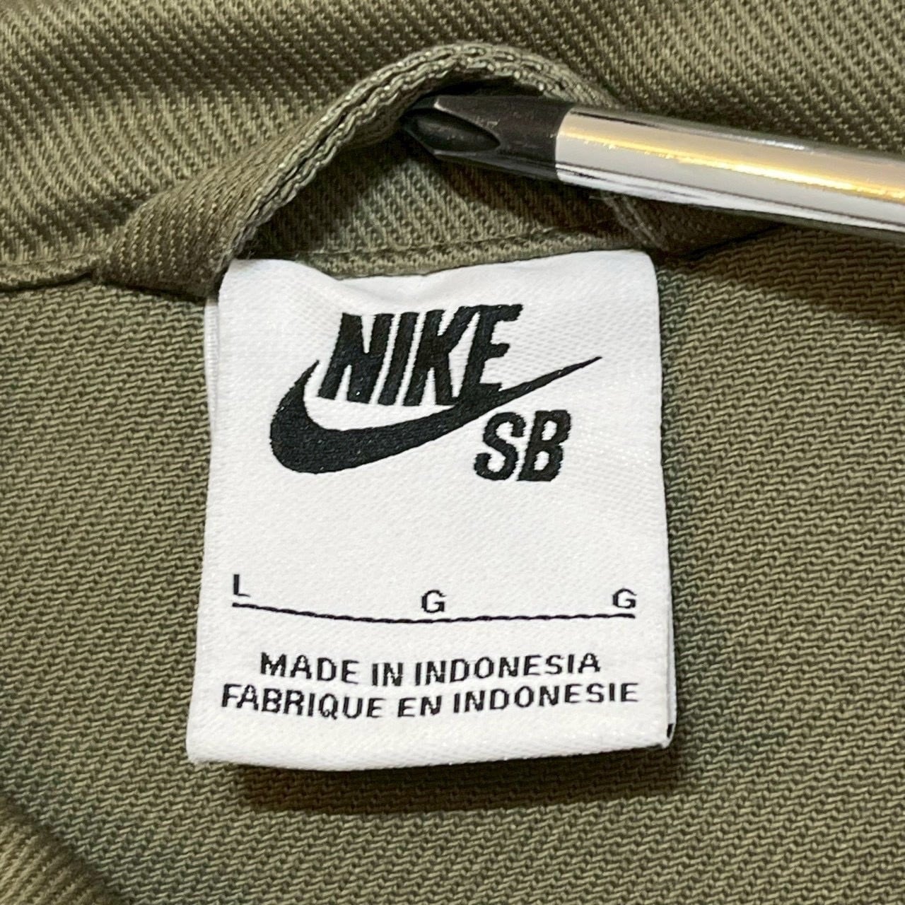 Nike SB スウィングトップ NIKE ナイキ スウィングトップ L 刺繍ロゴ ワンポイントロゴ NIKE SB