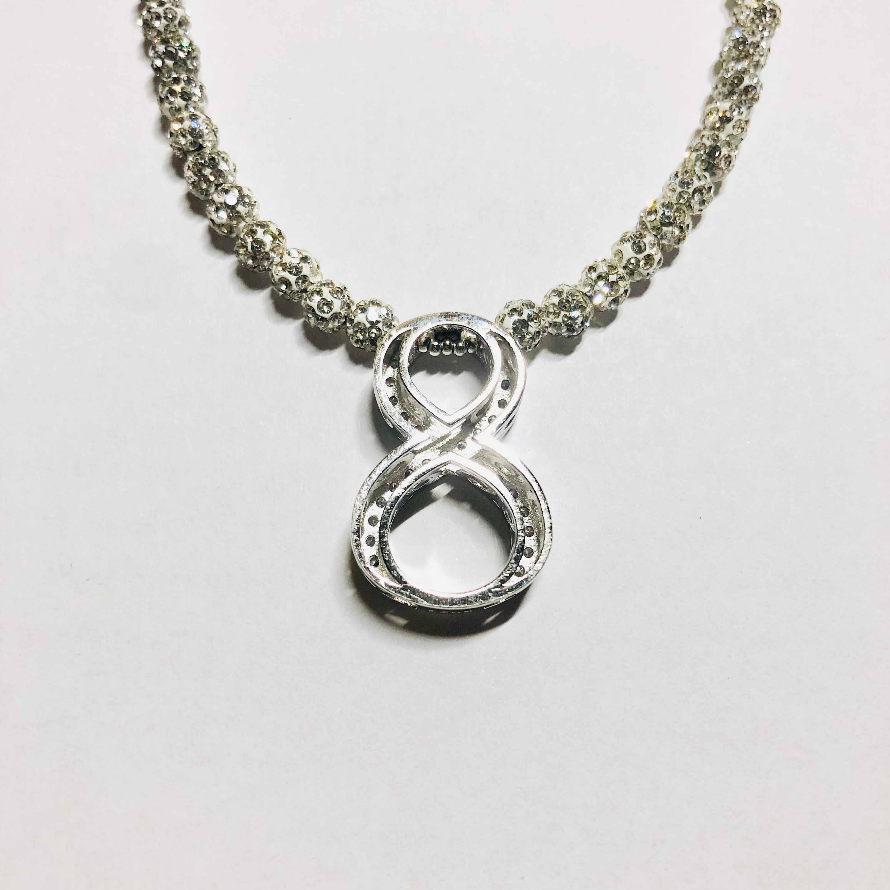ナンバーホワイトネックレス「8」 | StoneJewelry