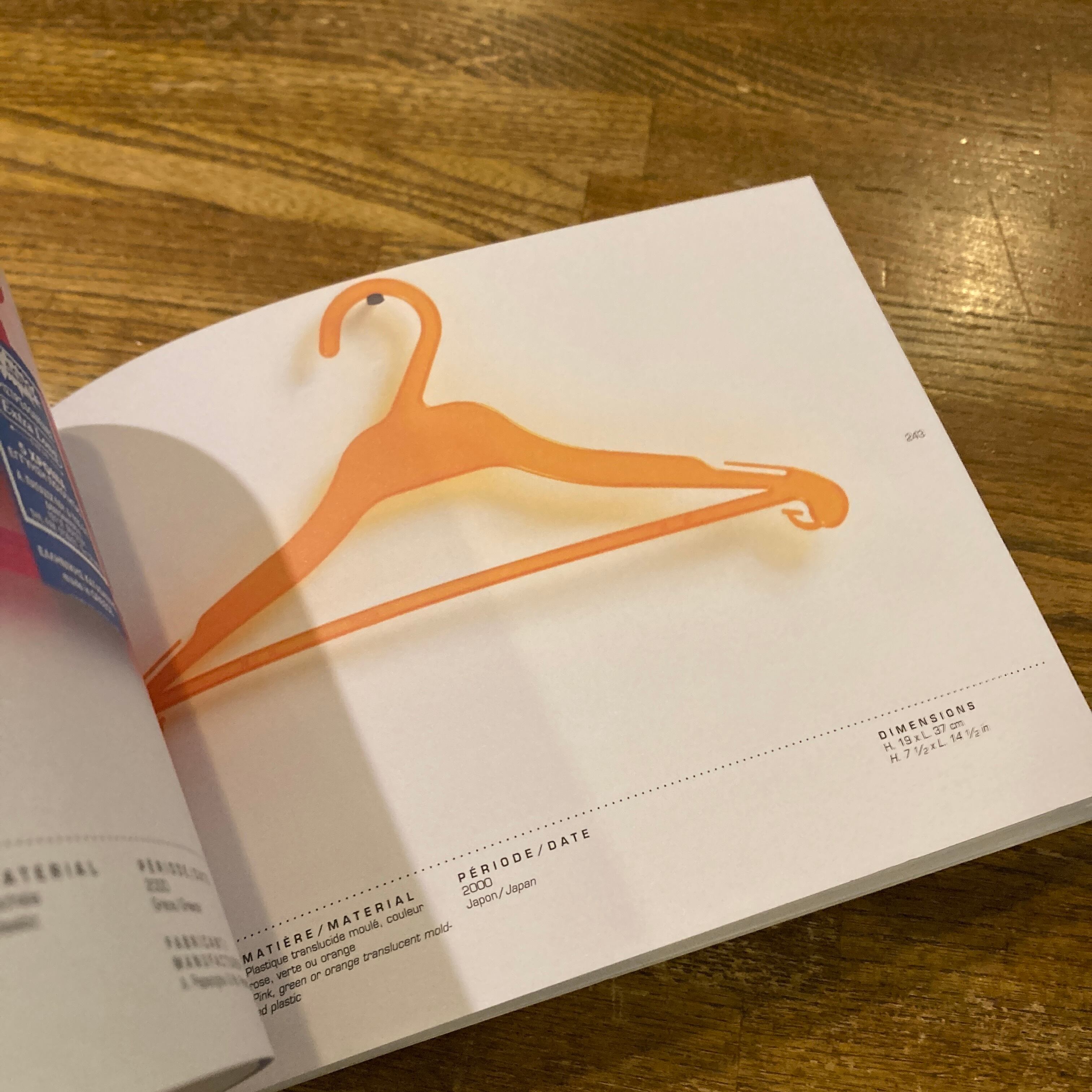 アート・デザイン・音楽 A Life of Things Daniel Rozensztroch CINTRES HANGERS / Daniel Rozensztroch | 百年