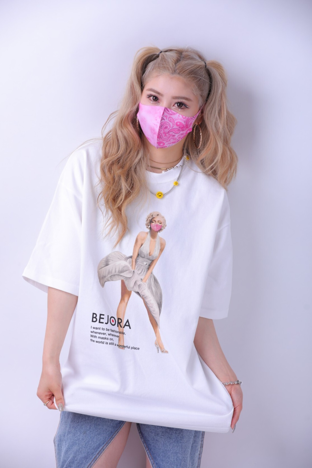 BEJORA マリリン パロディー T-shirt ホワイト