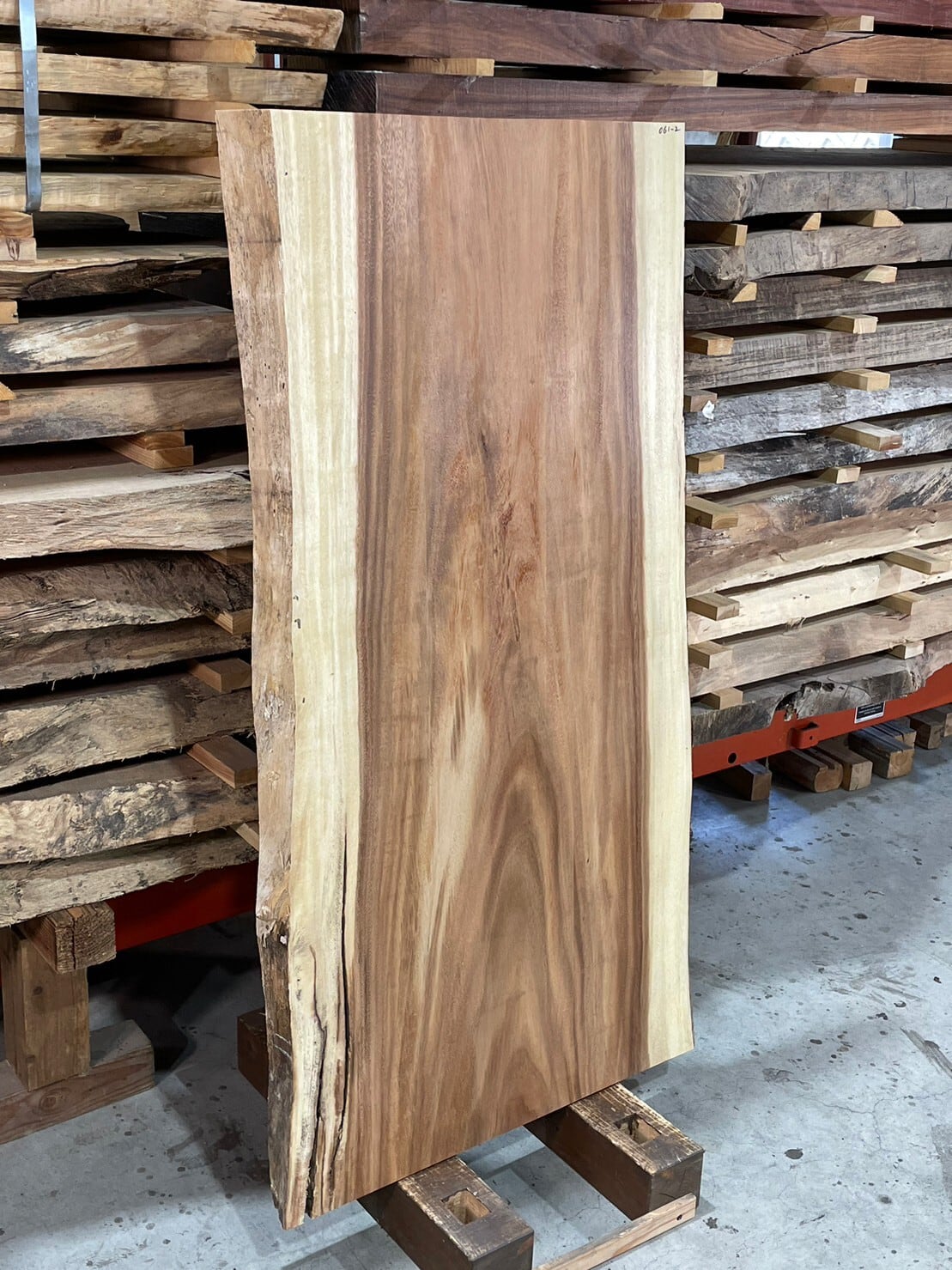 モンキーポッド P061-2 一枚板 両面フラット加工済! 棚板 カウンター