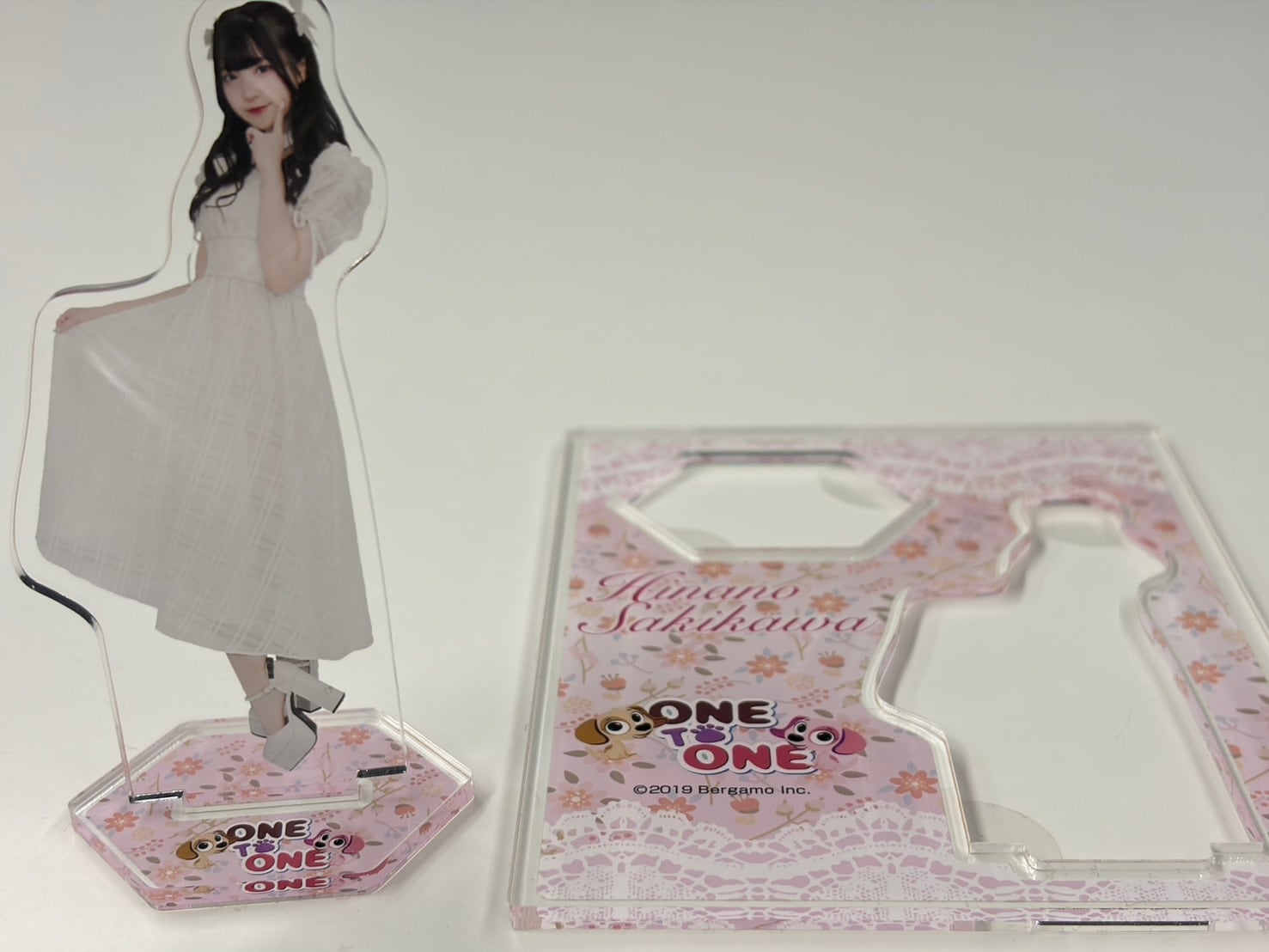 咲かわいい】アクリルスタンド（咲川ひなの） | ベルガモ ONLINE SHOP